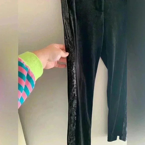 Woman’s Draper James Black Velvet Sequined Accent Holiday Workwear Pants Size 8 - Picture 4 of 13